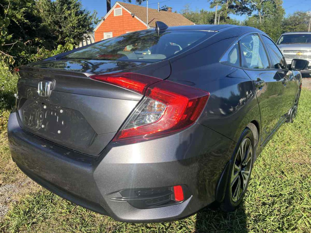 2016 Honda Civic Image 13