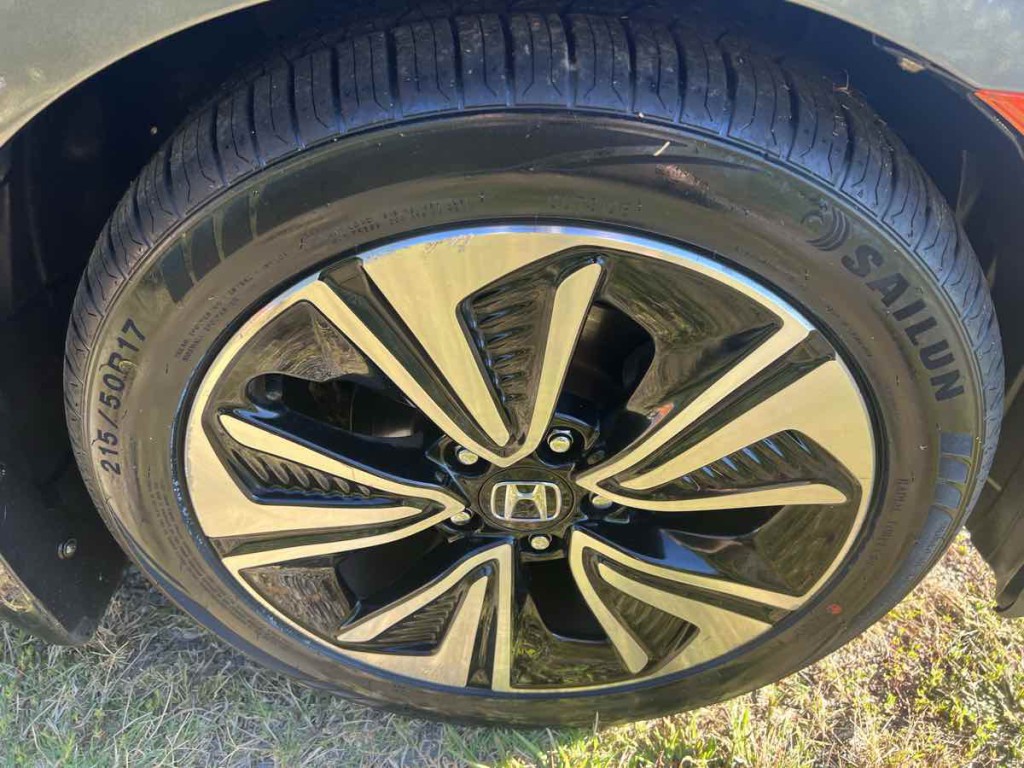 2016 Honda Civic Image 17
