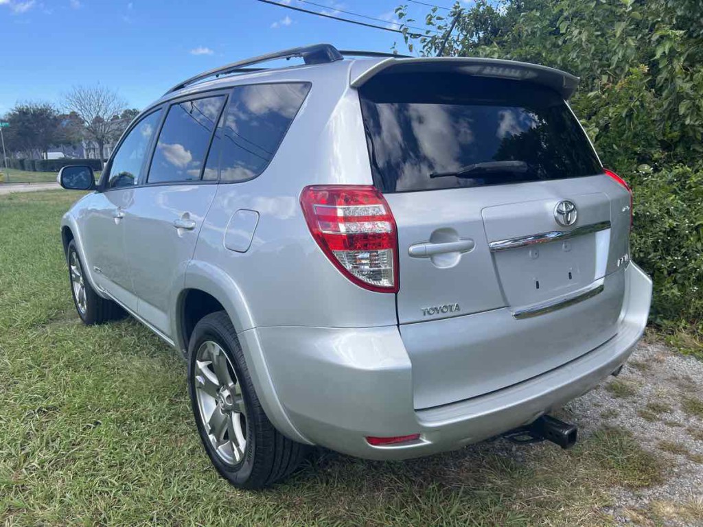 2010 Toyota Rav4 Image 6