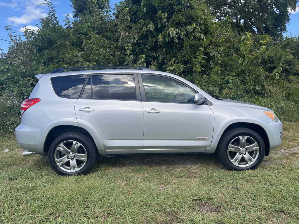2010 Toyota Rav4 Image 12