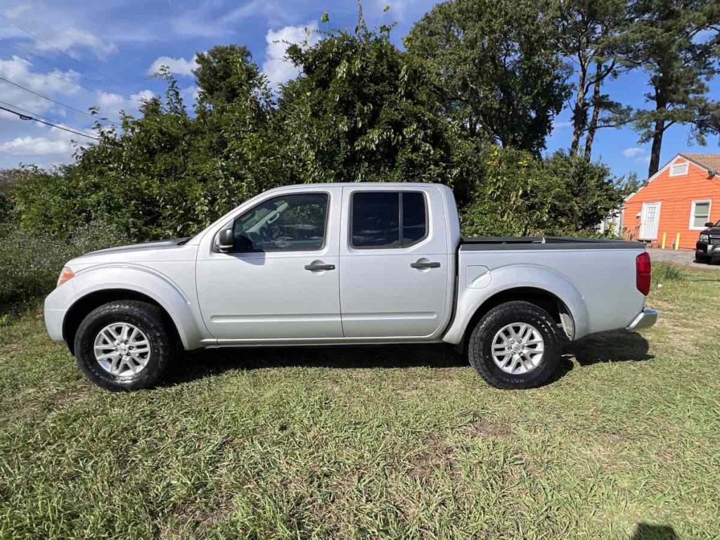 2014 Nissan Frontier Image 3