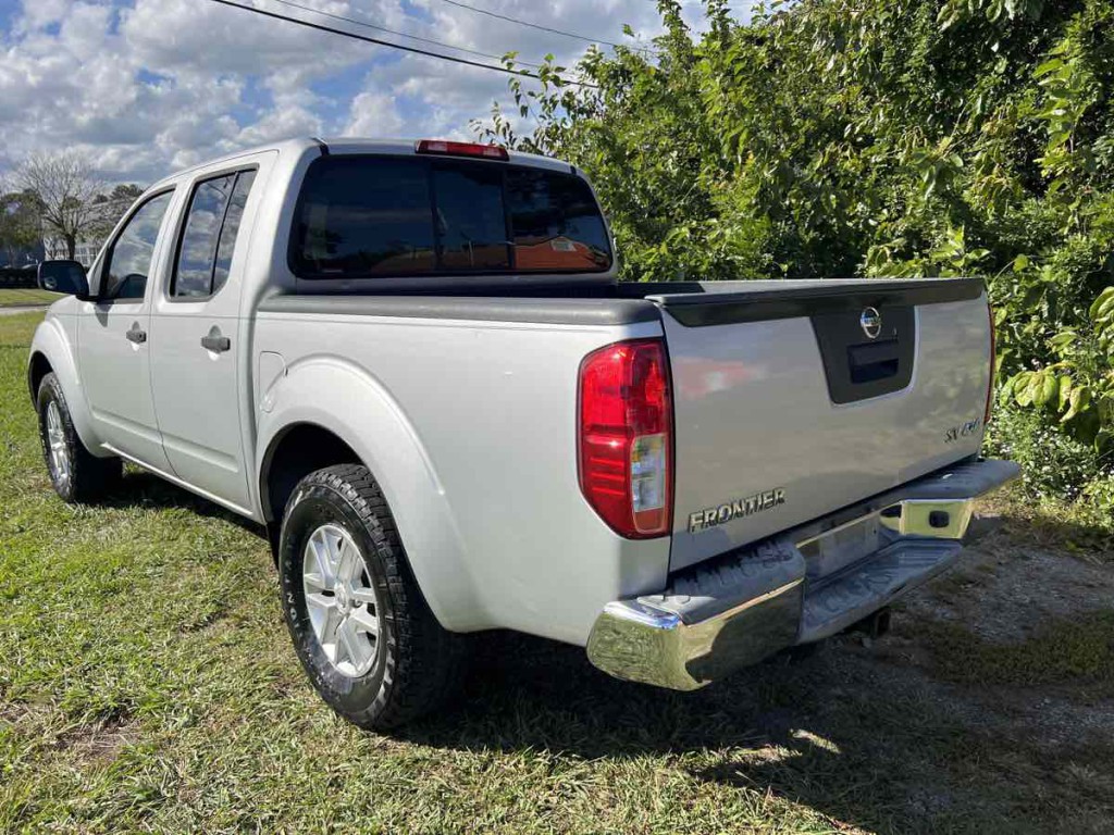 2014 Nissan Frontier Image 5