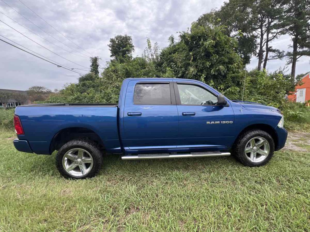 2011 RAM 1500 Image 11