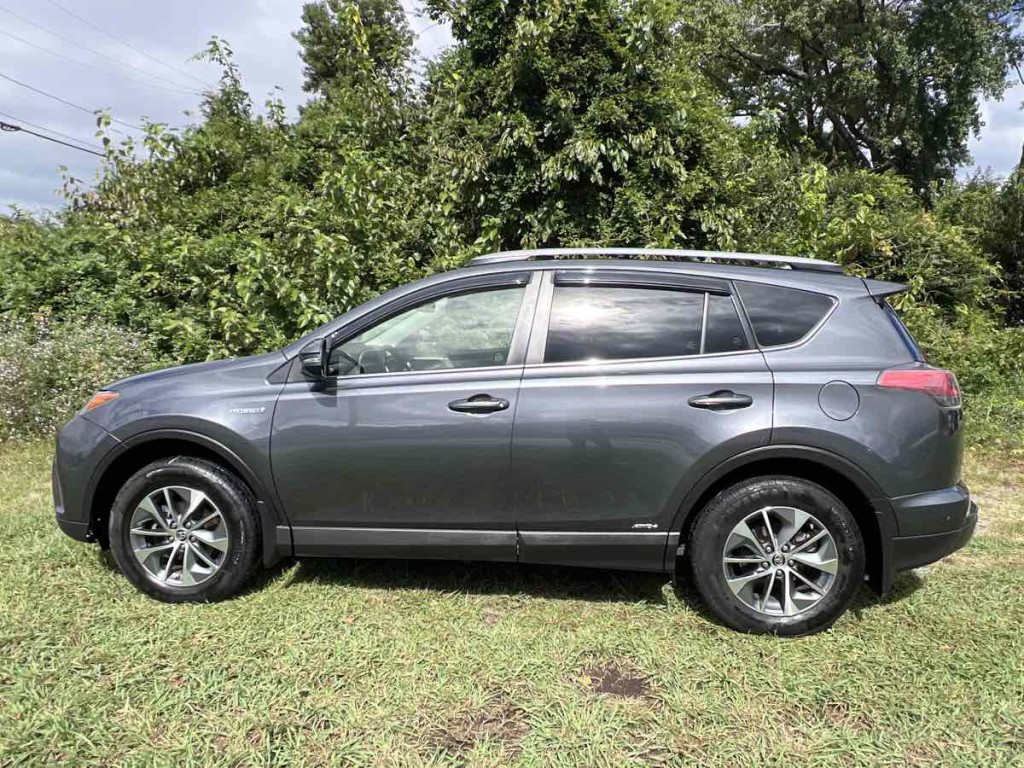 2018 Toyota Rav4 Image 3