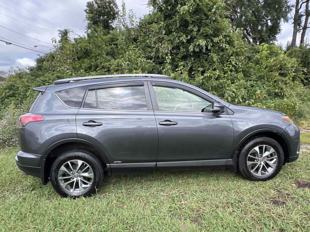 2018 Toyota Rav4 Image 11