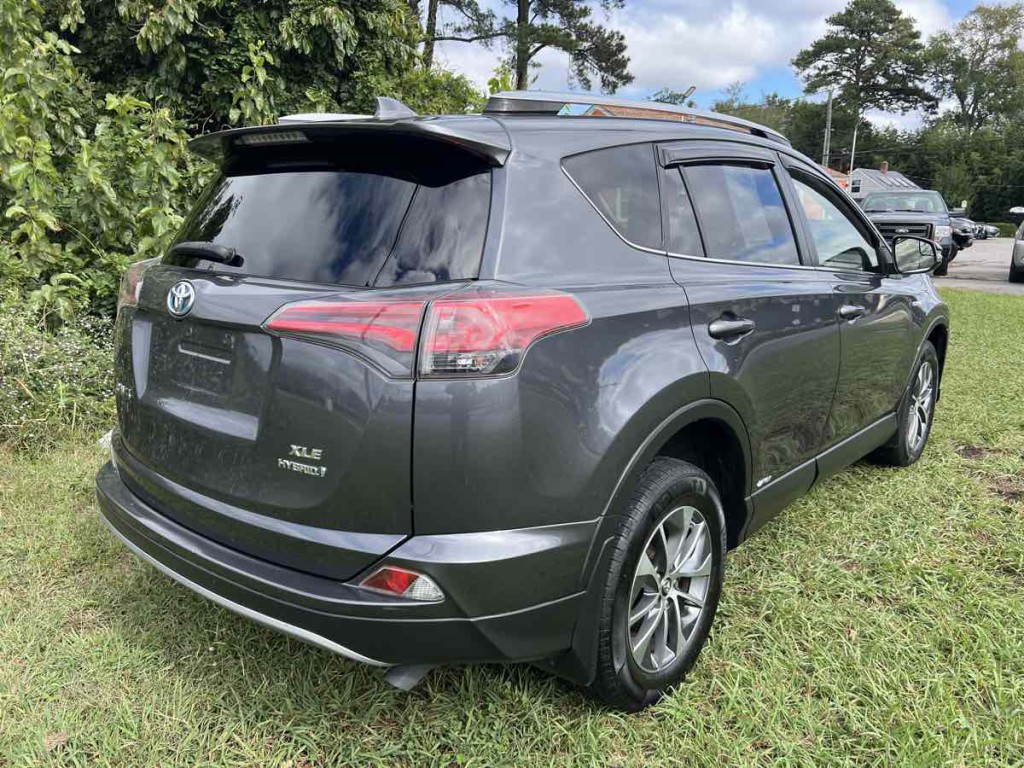 2018 Toyota Rav4 Image 13