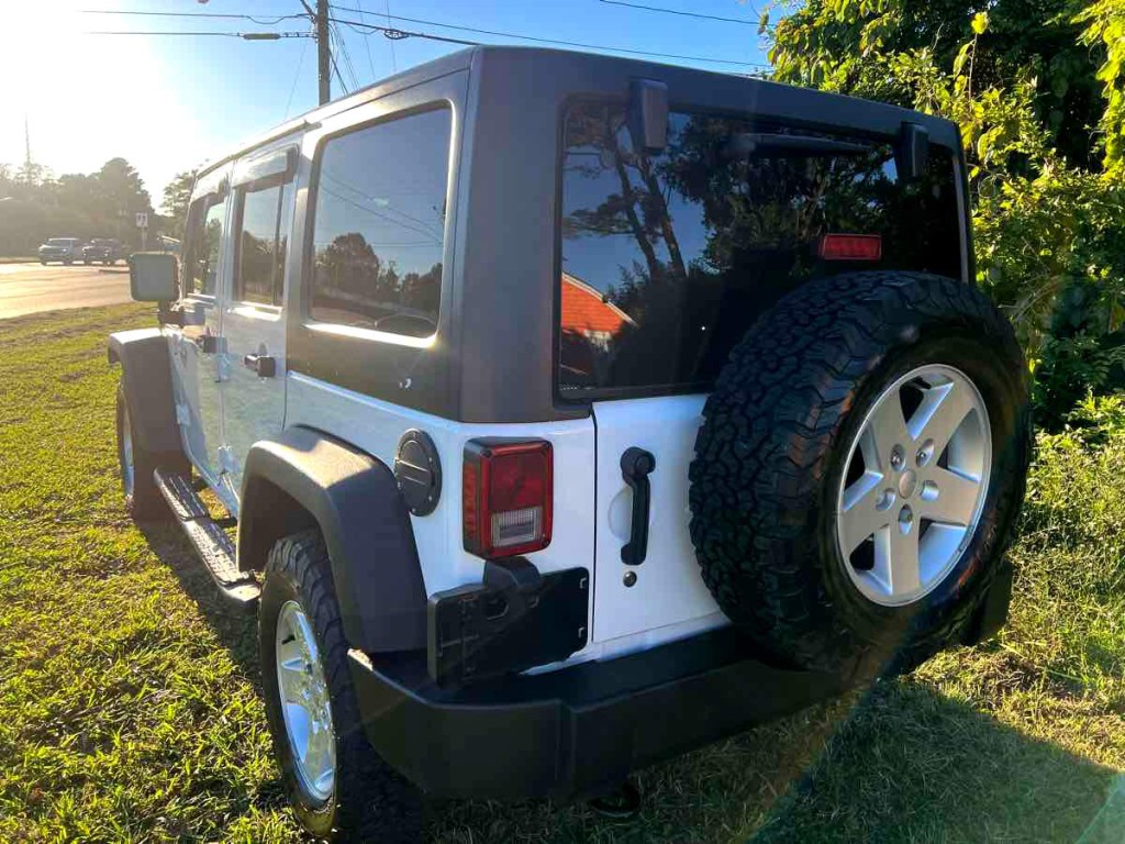 2017 Jeep Wrangler Unlimited Image 6