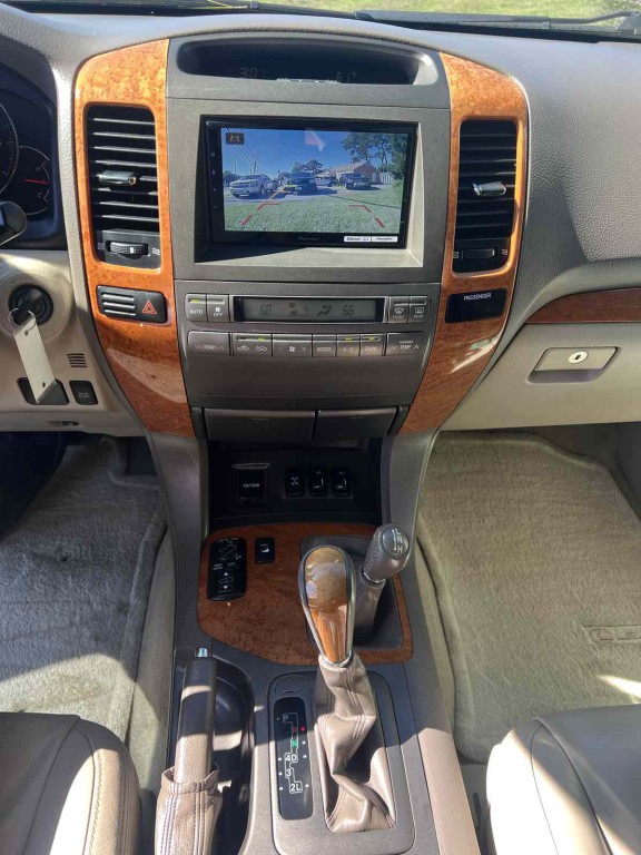 2005 Lexus GX 470 Image 5