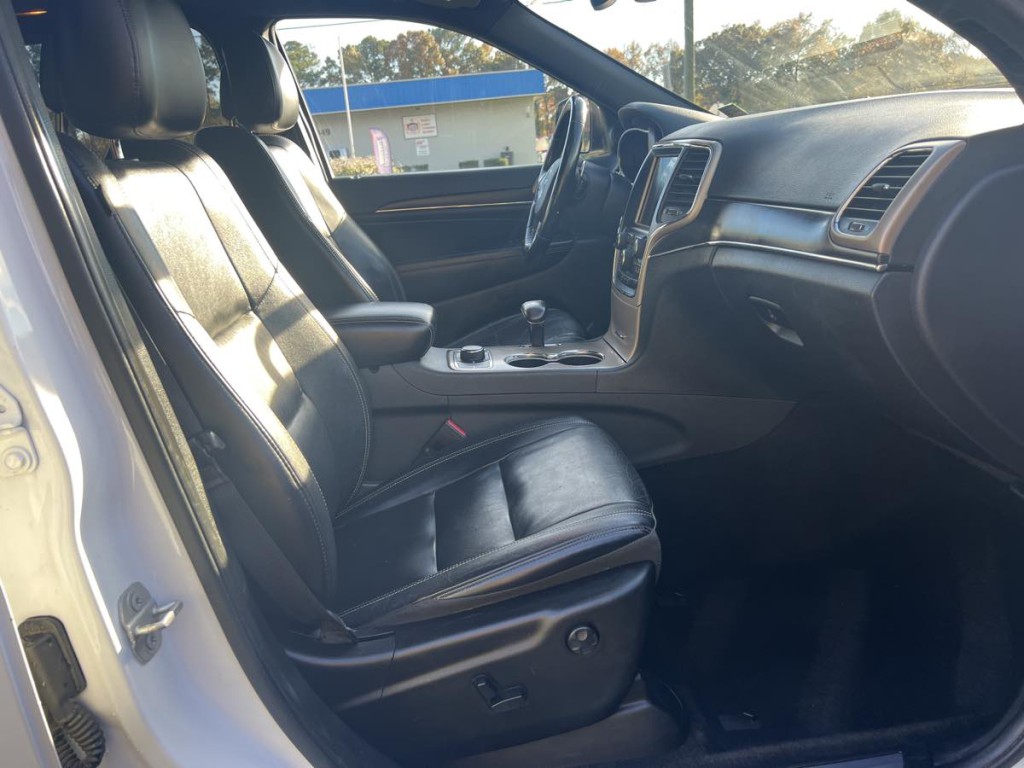 2015 Jeep Grand Cherokee Image 11