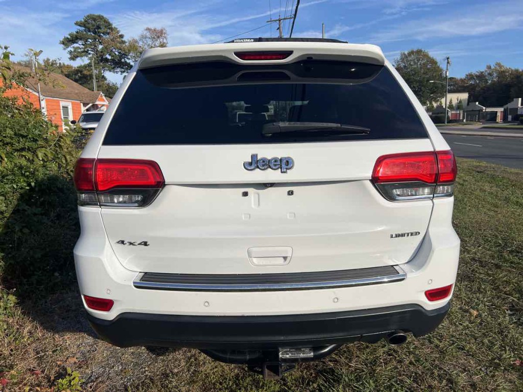 2015 Jeep Grand Cherokee Image 17