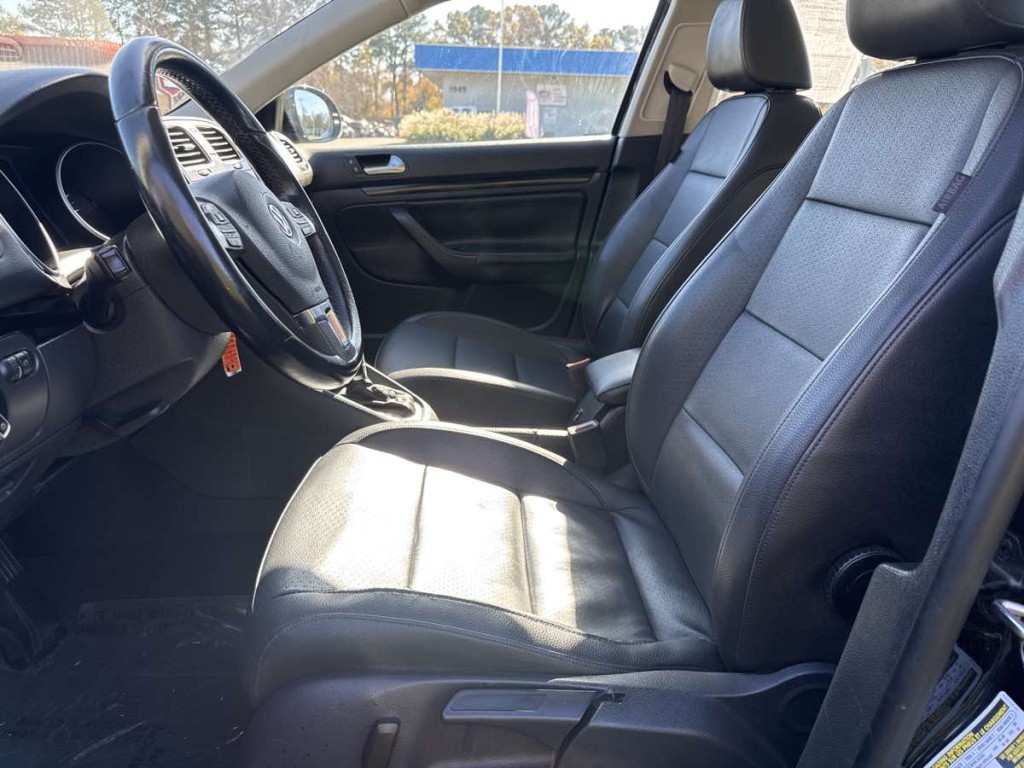 2013 Volkswagen Jetta Image 9