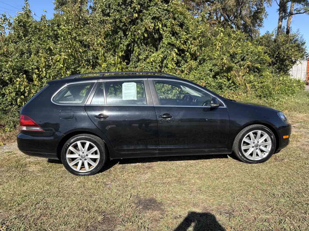 2013 Volkswagen Jetta Image 10