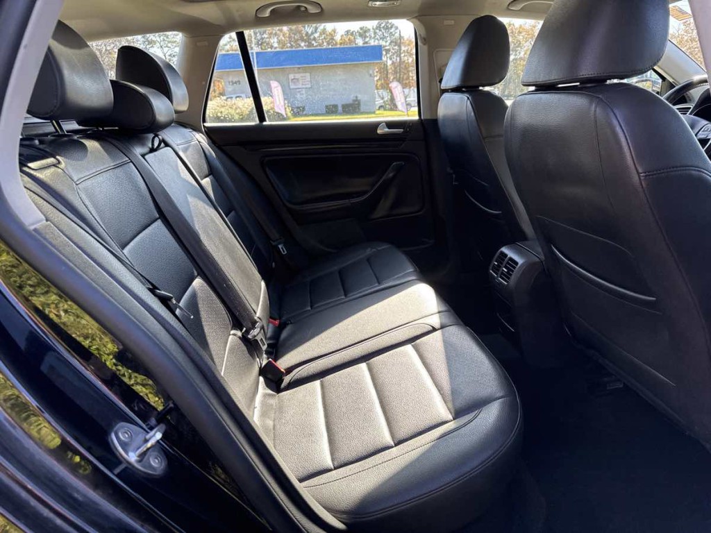 2013 Volkswagen Jetta Image 13