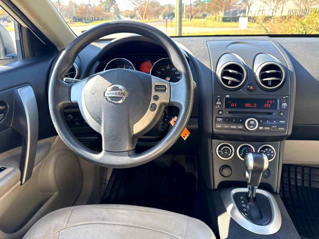 2008 Nissan Rogue Image 2