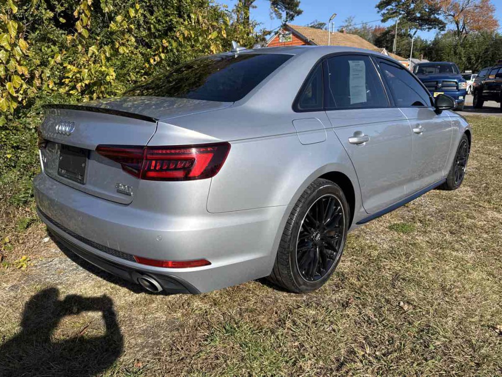 2018 Audi A4 Image 14