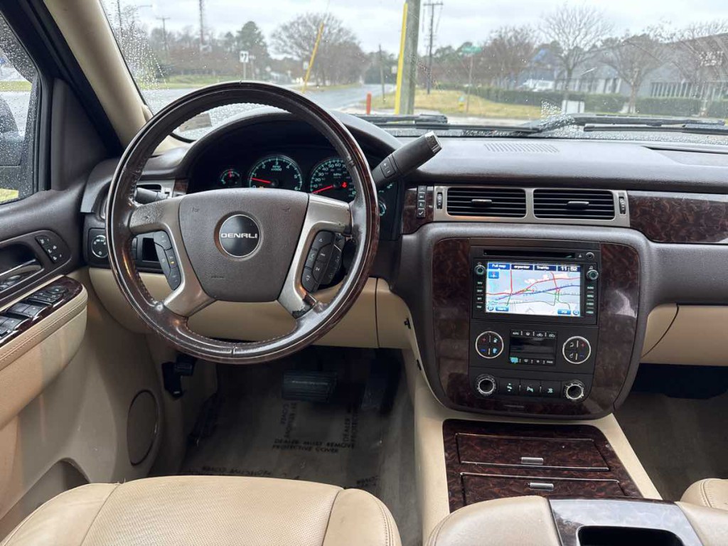 2010 GMC Sierra 1500 Image 2