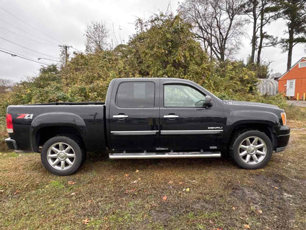 2010 GMC Sierra 1500 Image 14