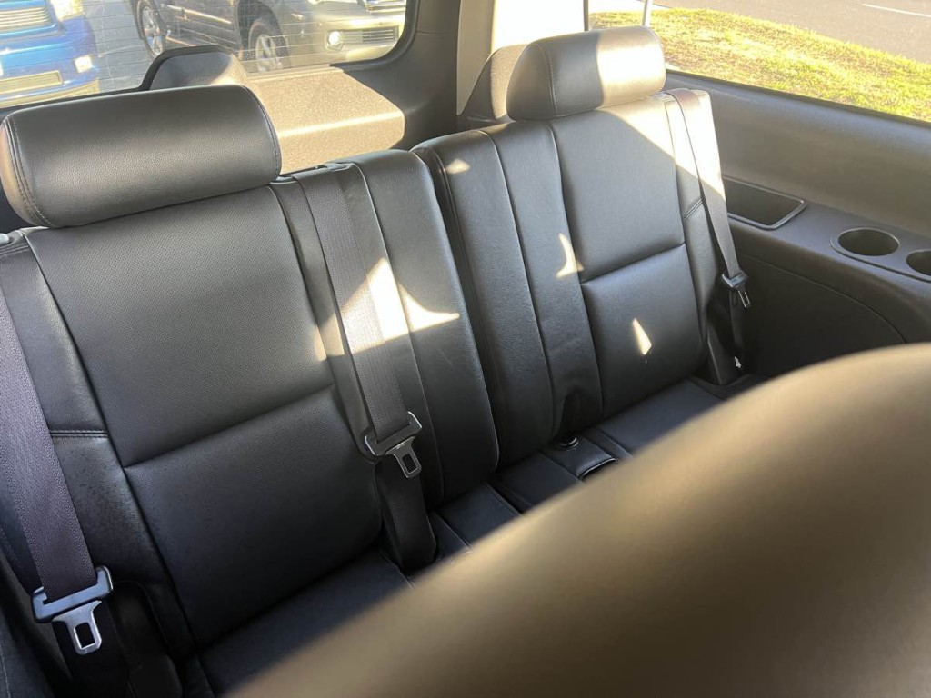 2013 Chevrolet Suburban Image 16