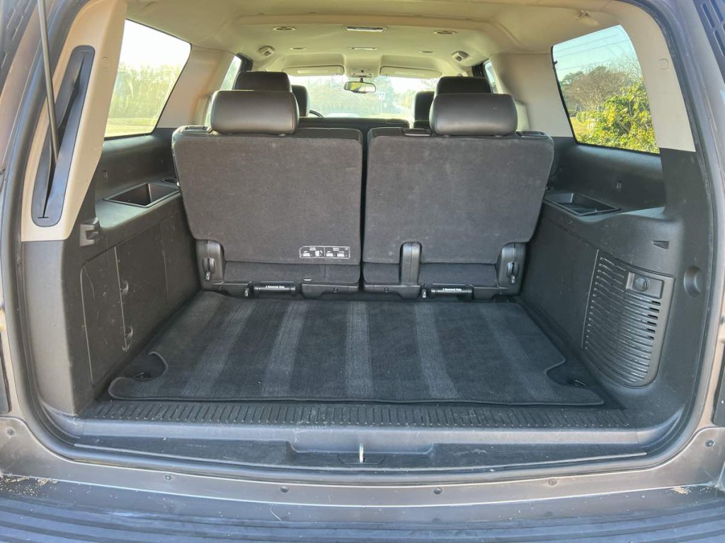2013 Chevrolet Suburban Image 18
