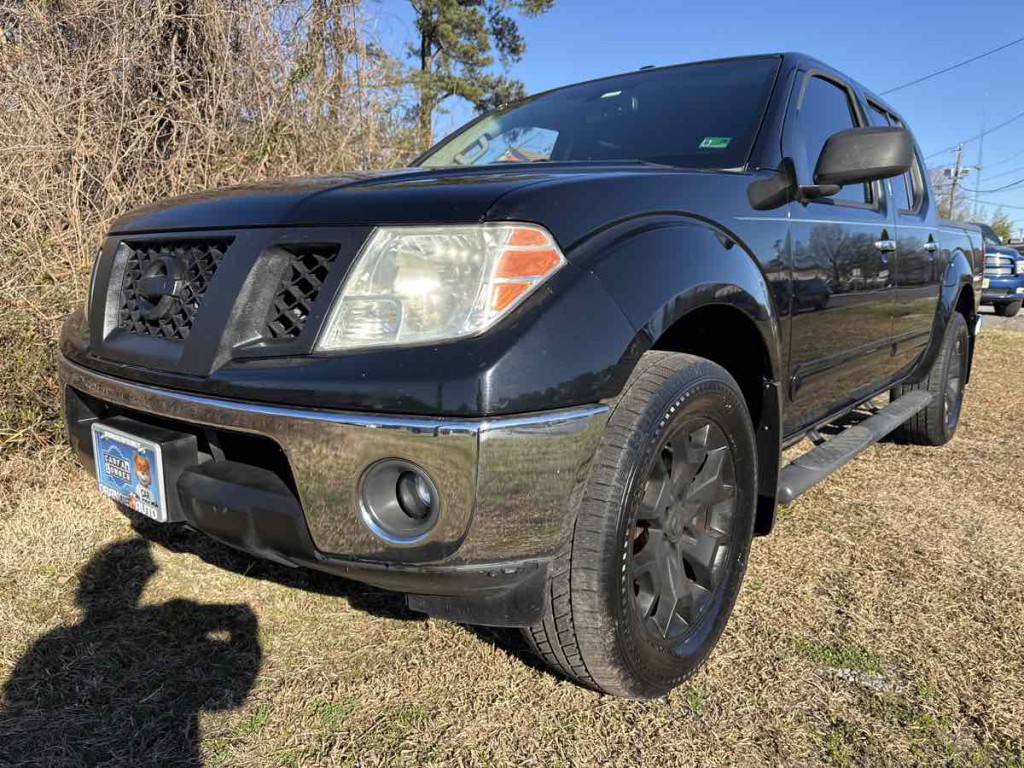 2014 Nissan Frontier Image 1