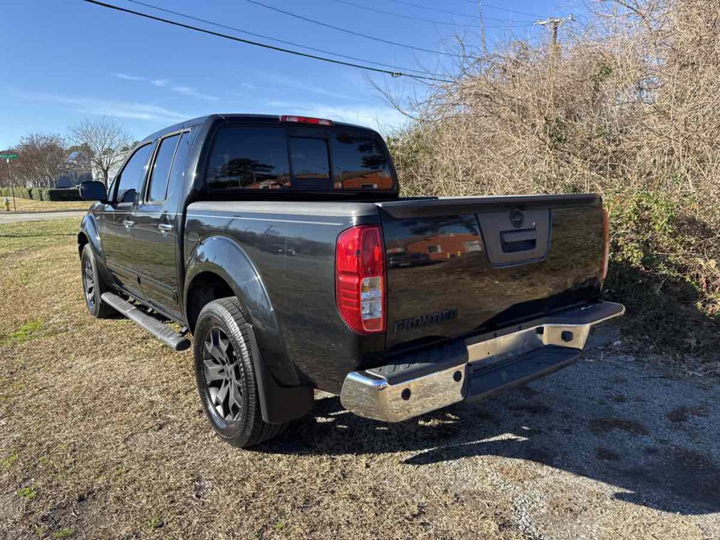 2014 Nissan Frontier Image 6