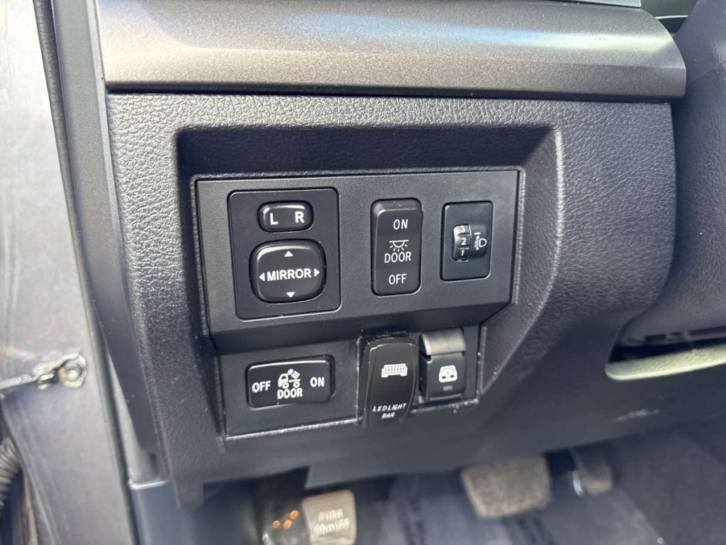 2014 Toyota Tundra Image 8