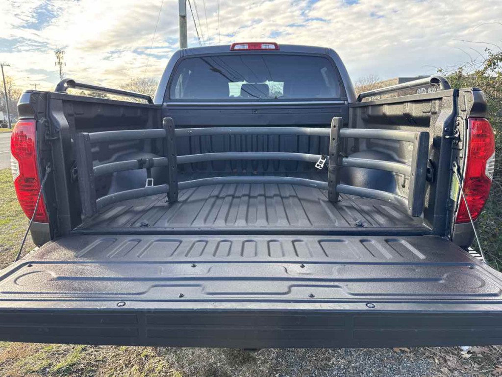 2014 Toyota Tundra Image 16