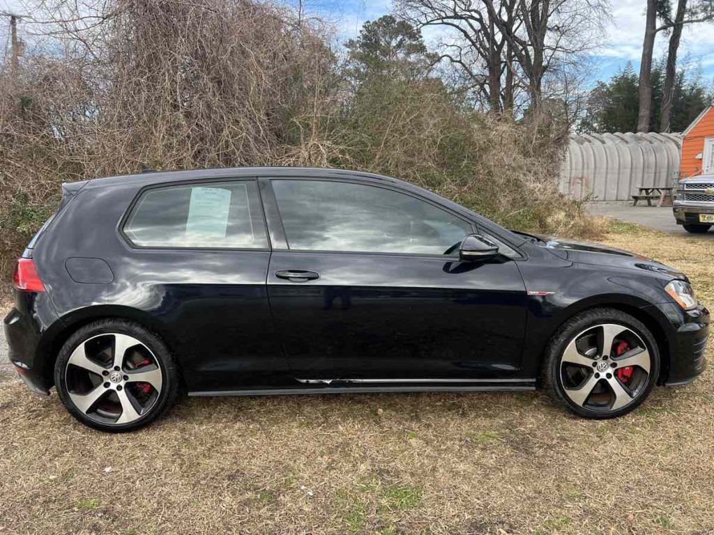 2016 Volkswagen GTI Image 13