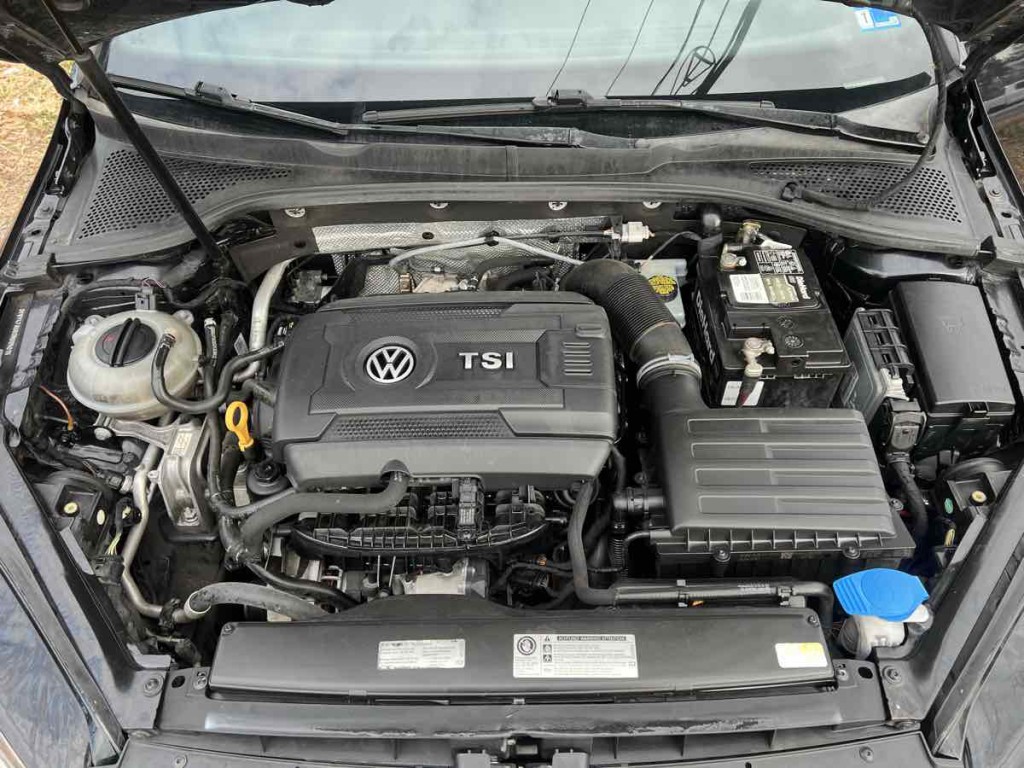 2016 Volkswagen GTI Image 18
