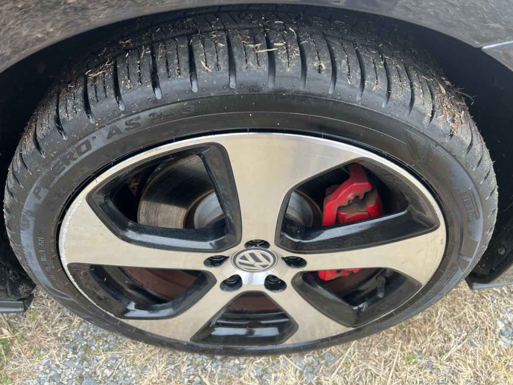 2016 Volkswagen GTI Image 19