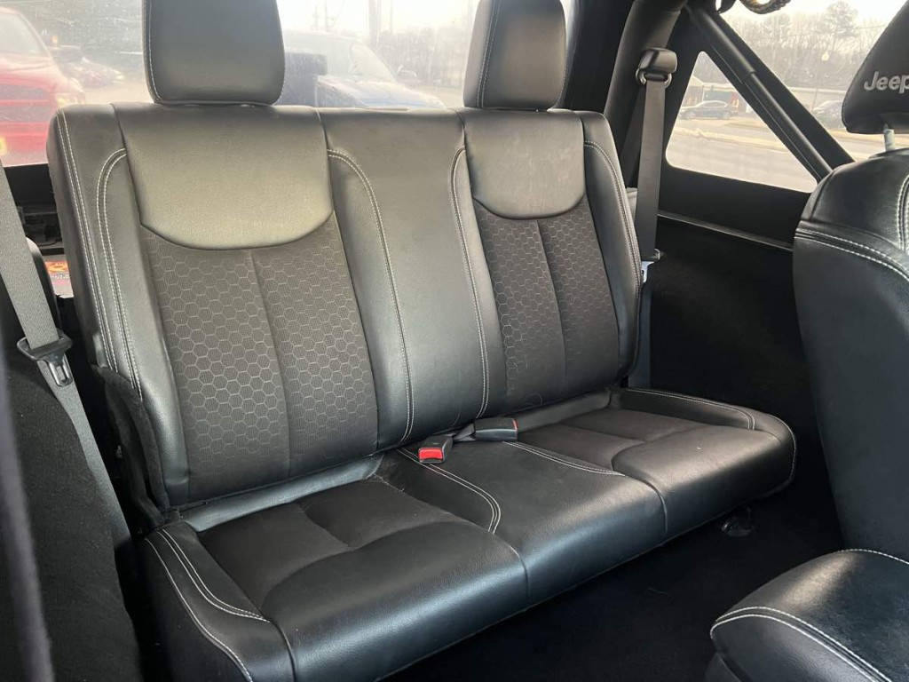 2018 Jeep Wrangler Image 11