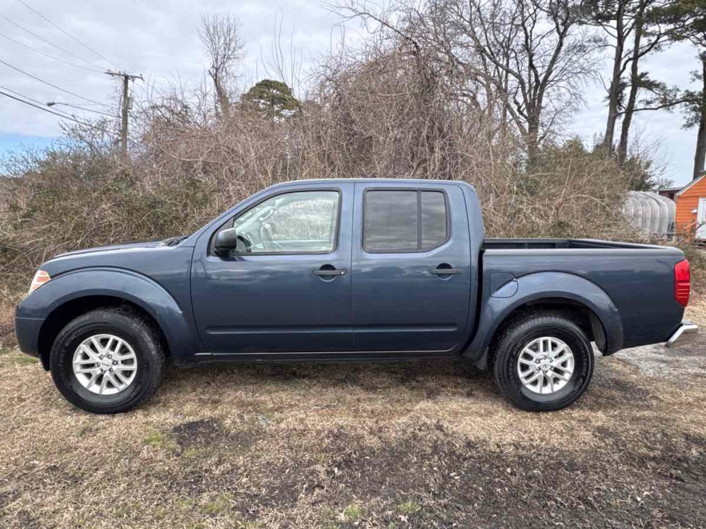 2016 Nissan Frontier Image 4