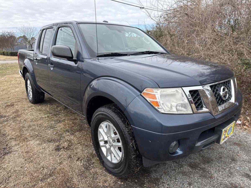 2016 Nissan Frontier Image 9