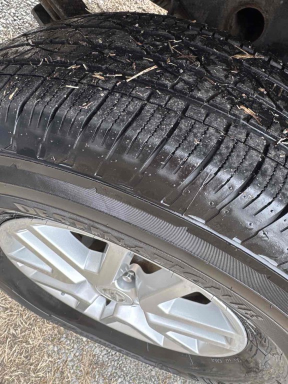 2016 Nissan Frontier Image 16