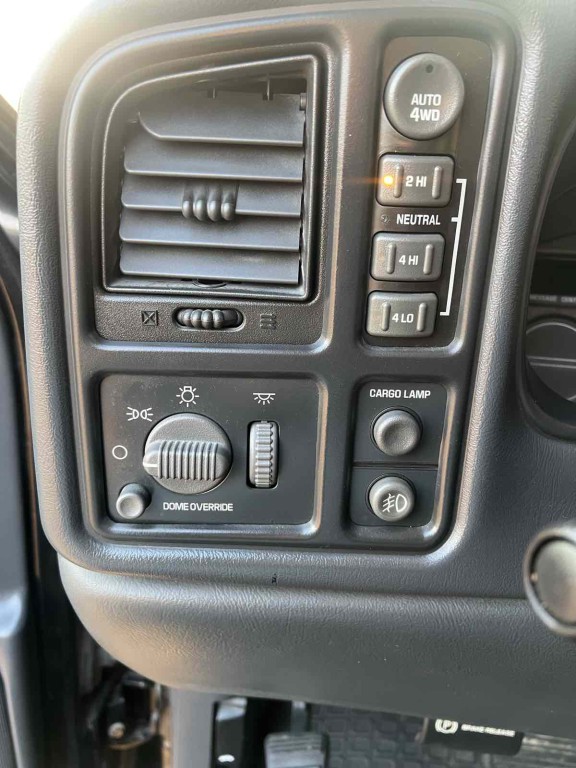 2002 Chevrolet Silverado 1500 Image 6