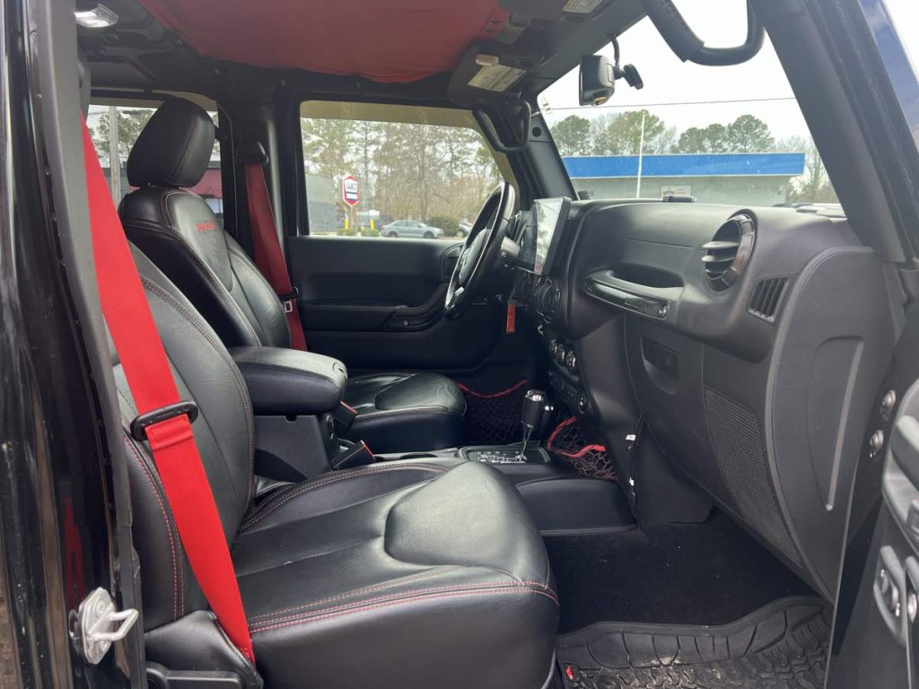 2017 Jeep Wrangler Unlimited Image 9