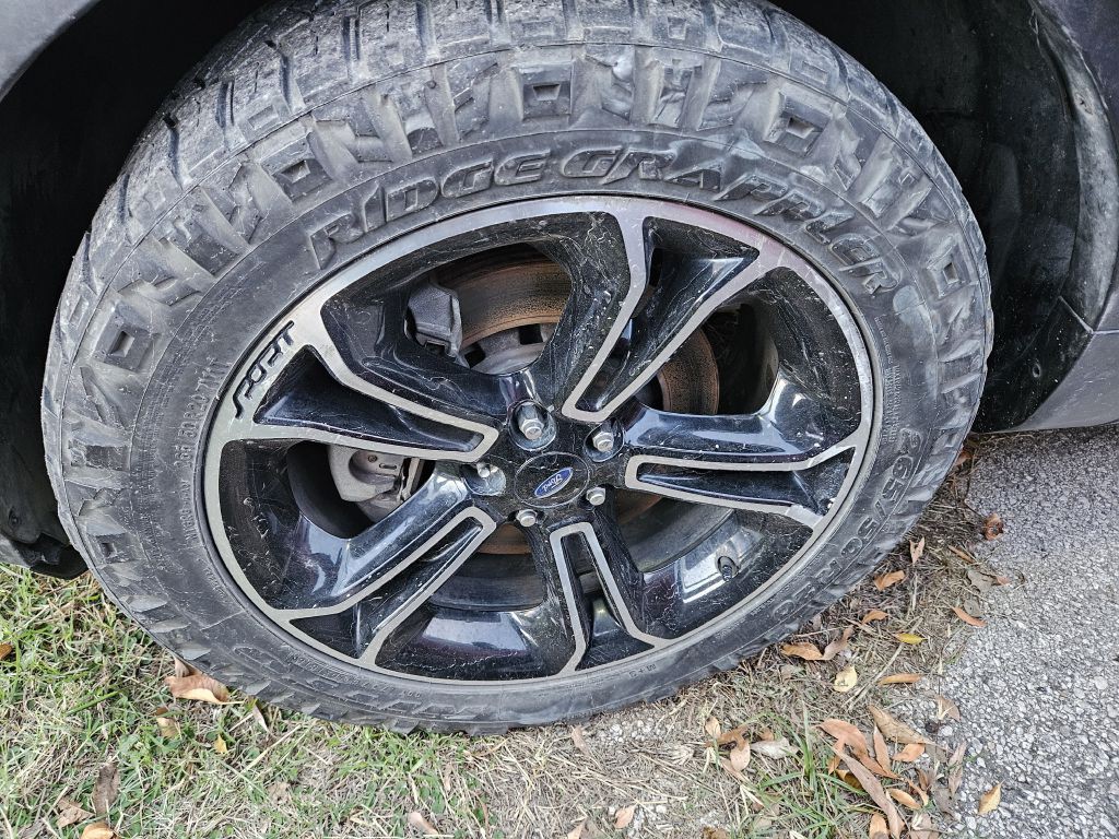 2015 Ford Explorer Image 10