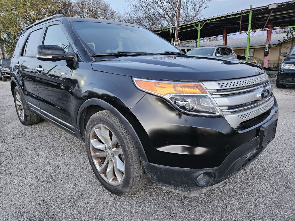 2015 Ford Explorer Image 2