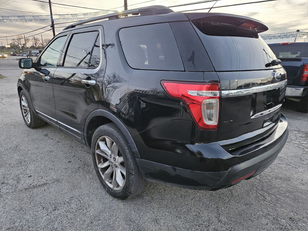 2015 Ford Explorer Image 3