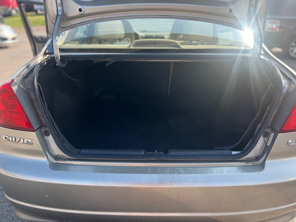 2005 Honda Civic Image 15