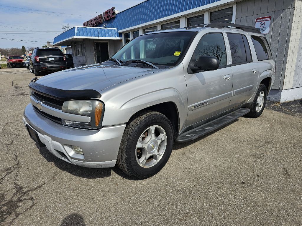 2004 Chevrolet Trailblazer Image 2