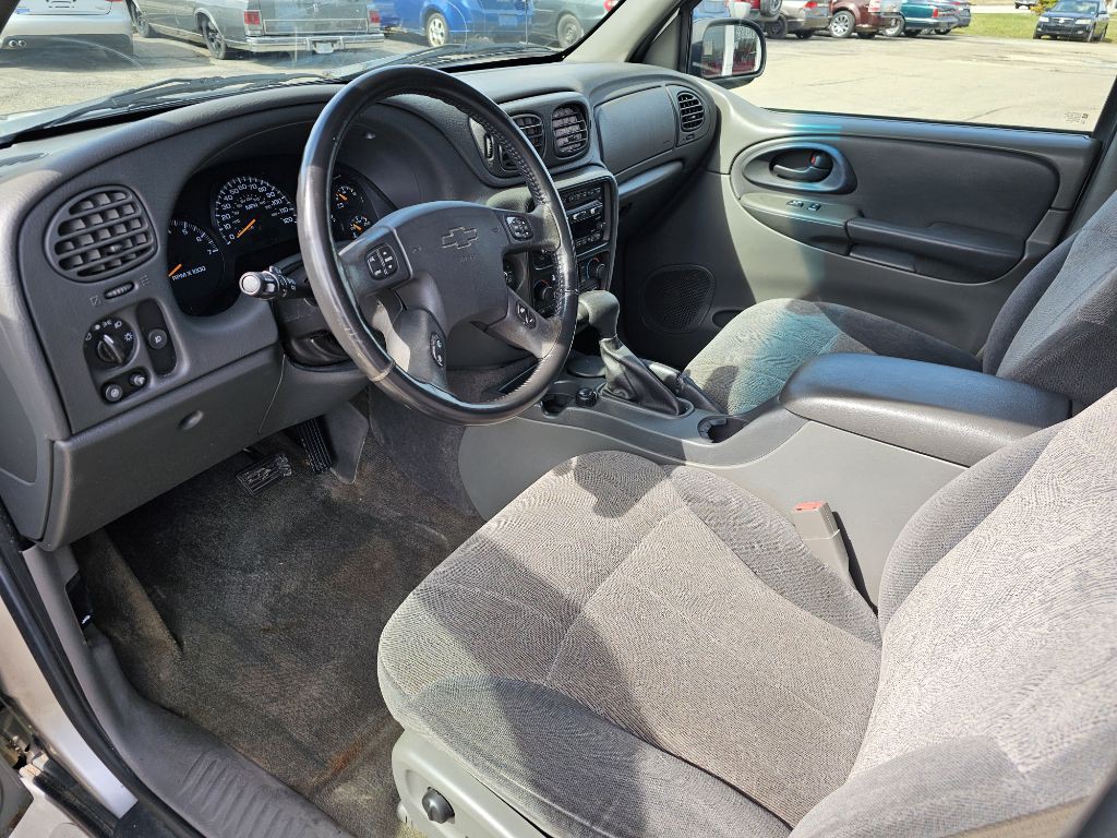 2004 Chevrolet Trailblazer Image 5