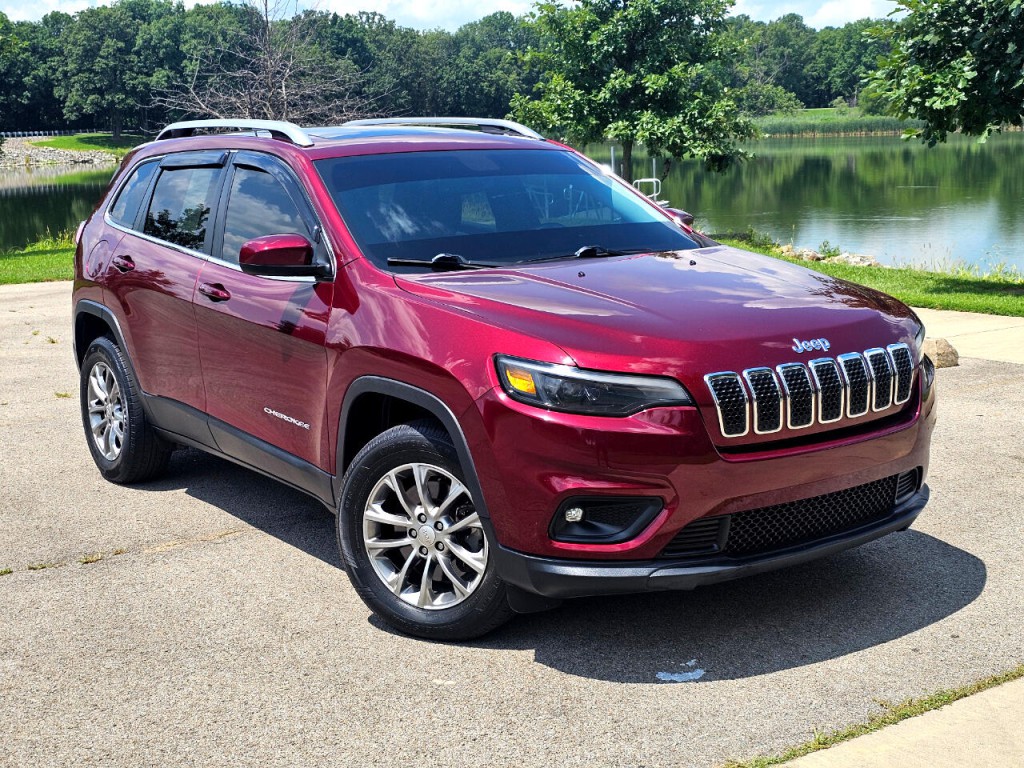 2019 Jeep Cherokee Image 2