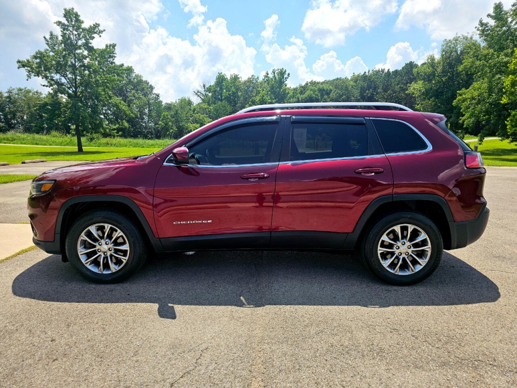 2019 Jeep Cherokee Image 10