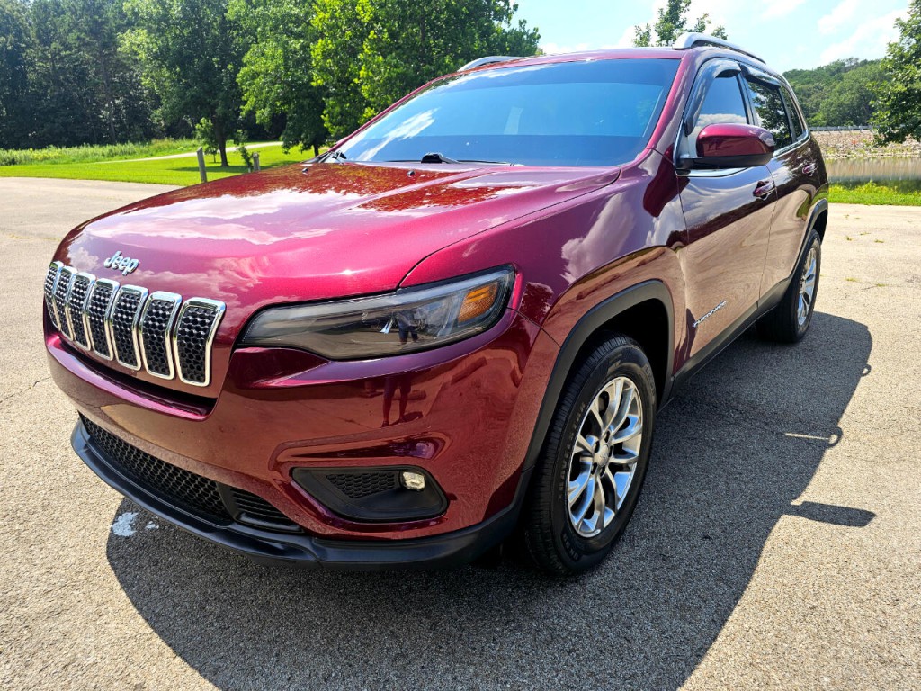 2019 Jeep Cherokee Image 12