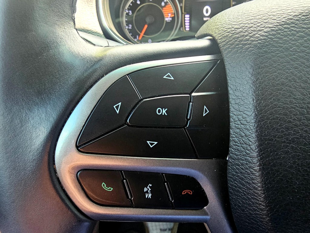 2019 Jeep Cherokee Image 39