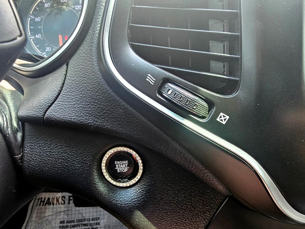 2019 Jeep Cherokee Image 42
