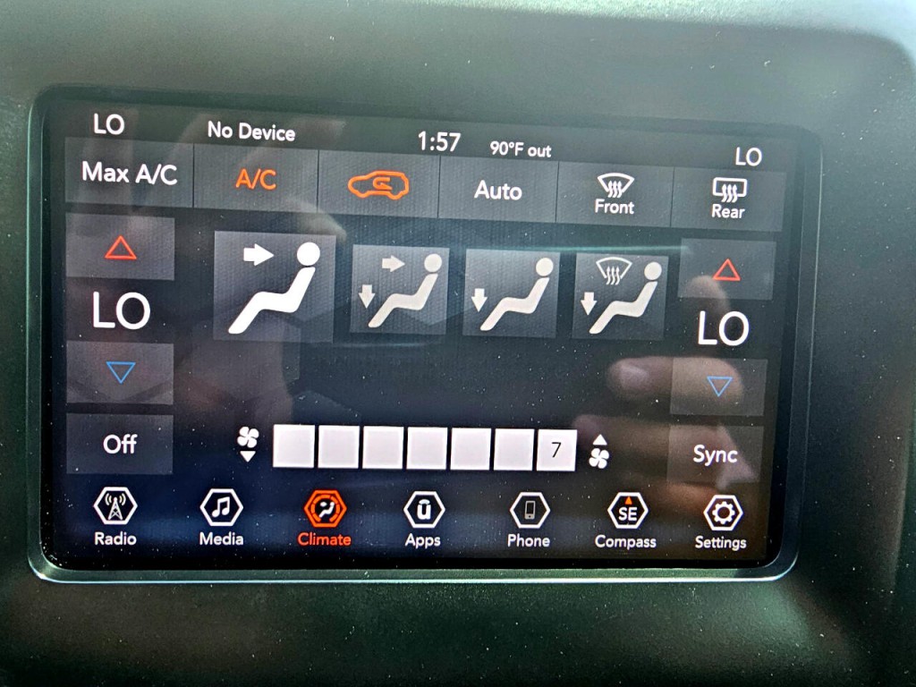 2019 Jeep Cherokee Image 43