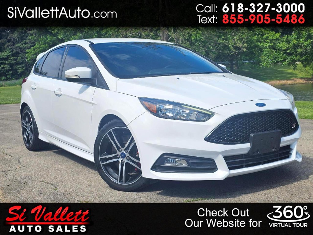 2017 Ford Focus Image 1
