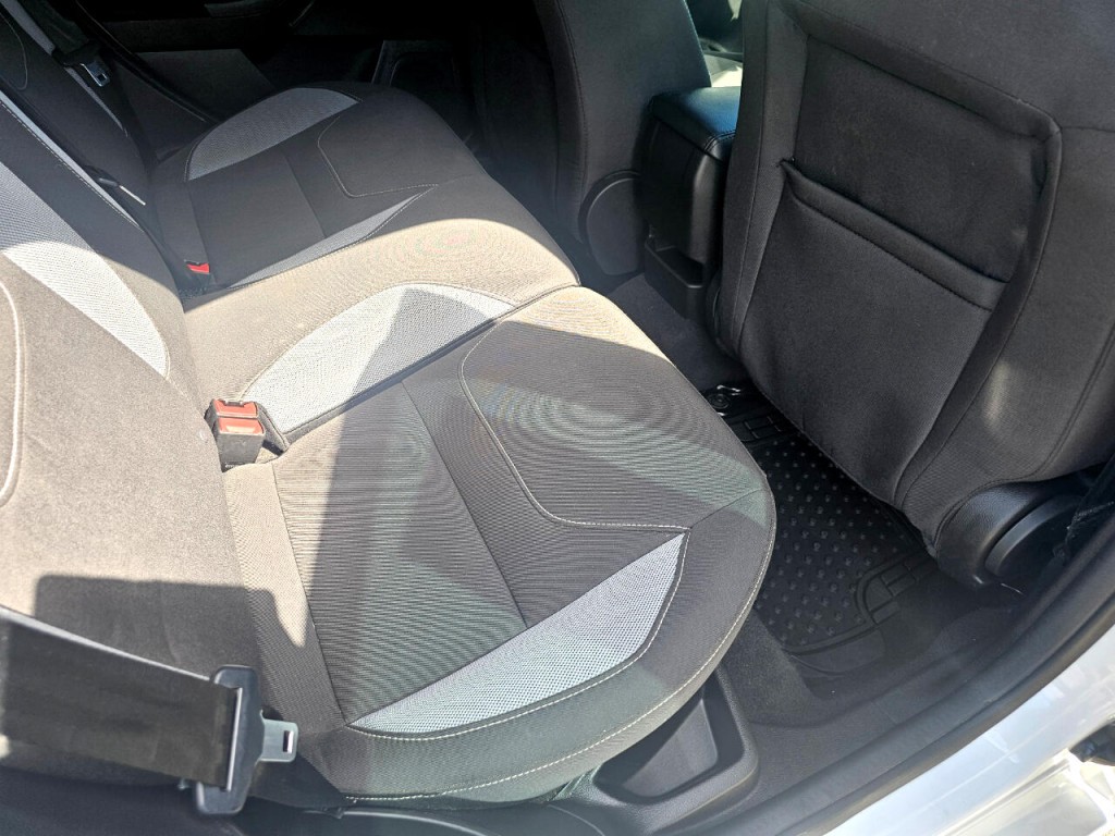 2017 Ford Focus Image 20